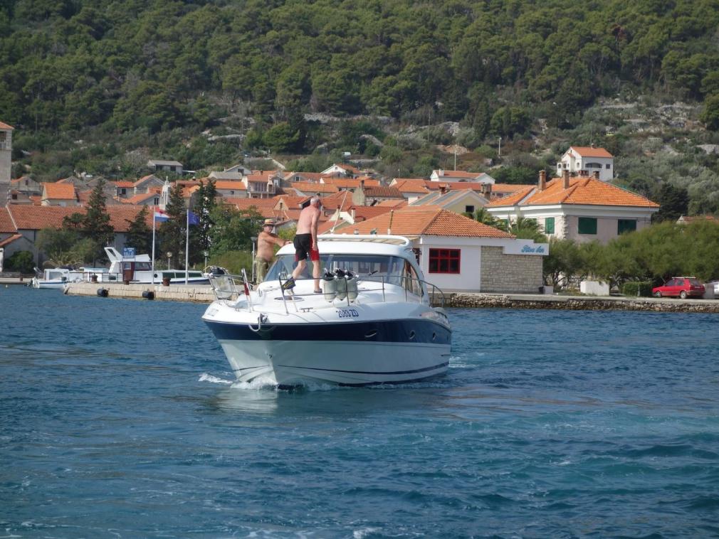 Motorbootfahren in Kroatien